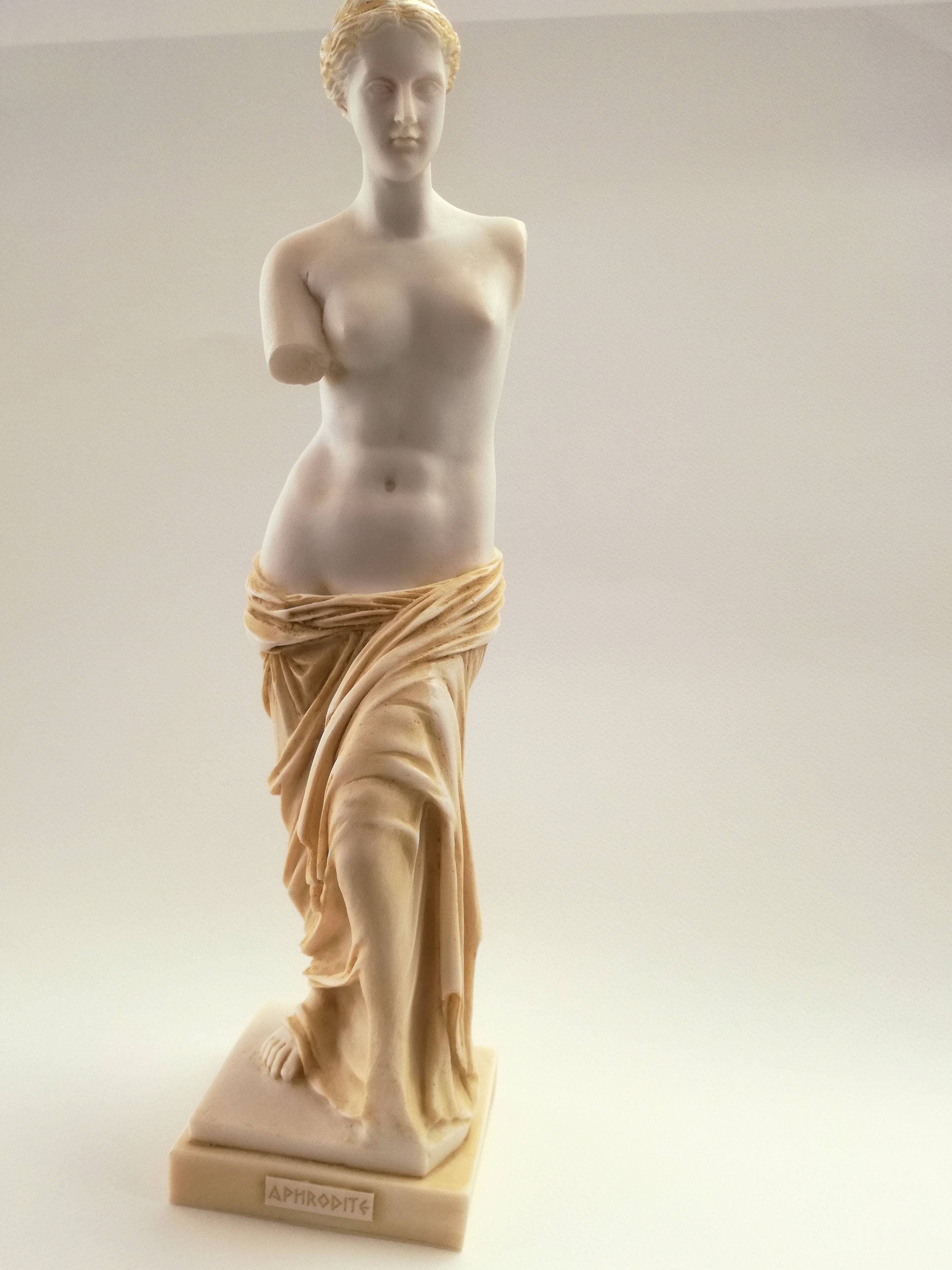 5 3/4 Bust of Venus De Milo Aphrodite of Milos Greek Goddess of Love and  Beauty Statue Sculpture Figurine Made in Italy